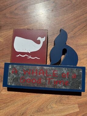 Nautical Blue "A Whale of a Good Time" Wall Decor